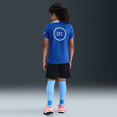 Chelsea F.C. Strike Third Older Kids' Nike Dri-FIT Total 90 Football Short-Sleeve Top