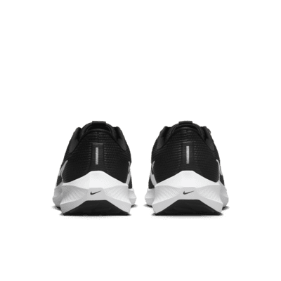 Nike Pegasus 40 Men's Road Running Shoes (Extra Wide). Nike AU