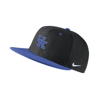 Kentucky Nike College Fitted Baseball Hat