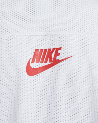 Nike Sportswear Club