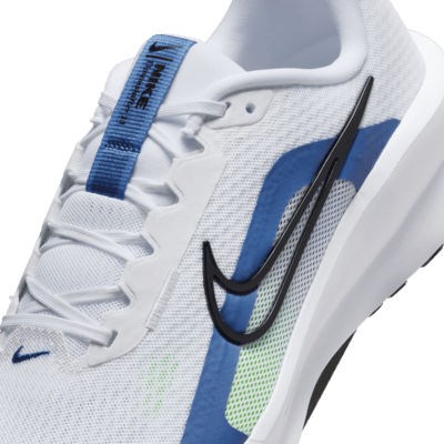 Tenis de correr en carretera para hombre (extraancho) Nike Downshifter 13