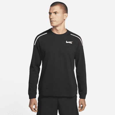 Nike D.Y.E. Sudadera fitness de tejido Fleece de manga larga para hombre. Nike.com
