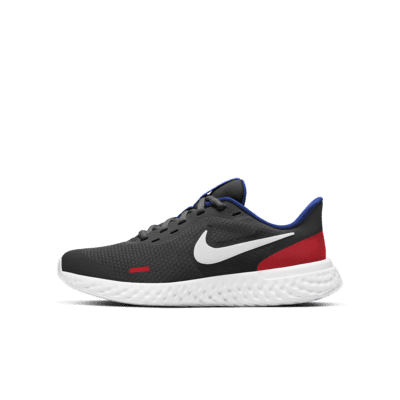 nike revolution black