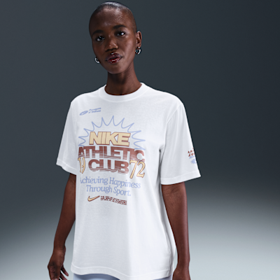 Nike Sportswear Essentials