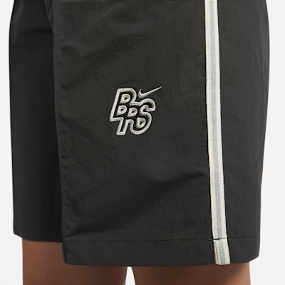 Nike Sportswear 女款高腰 9" 梭織短褲