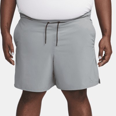 Nike Unlimited multifunctionele niet-gevoerde herenshorts met Dri-FIT (18 cm)