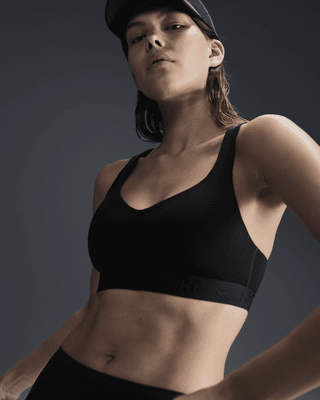 Женские  Nike Indy High Support Padded Adjustable Sports Bra