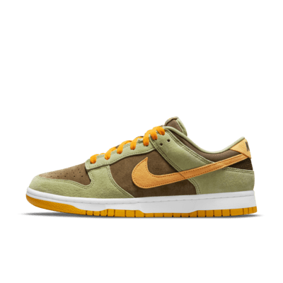 รองเท้าผู้ชาย Nike Dunk Low SE