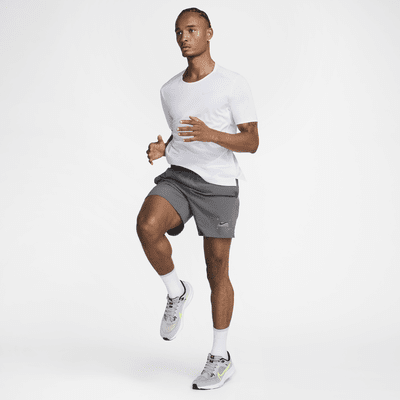 Nike Challenger herenshorts met binnenbroek (18 cm)