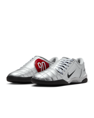 Nike Total 90
