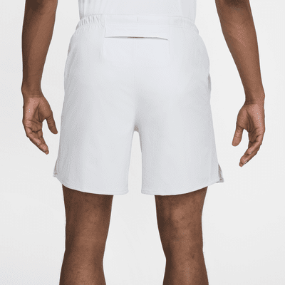 Nike Challenger fôret shorts til herre (18 cm)