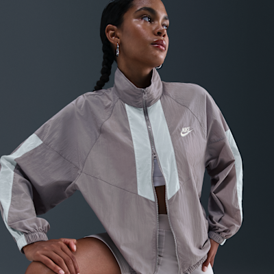 Nike Sportswear Windrunner Women's Oversized Jacket
