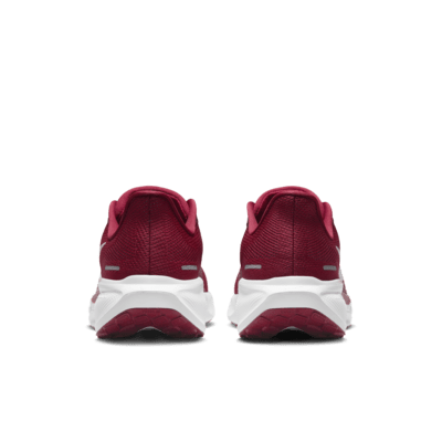 Tenis de correr en pavimento universitarios Nike para hombre Alabama Pegasus 41