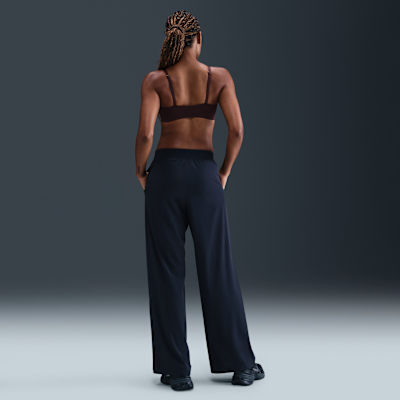 Bra deportivo de triángulo de baja sujeción sin almohadilla para mujer Nike Form