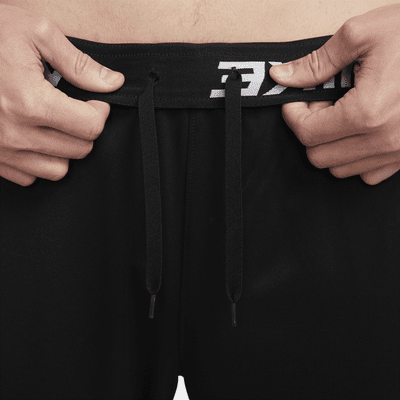 Nike Totality Men's Dri-FIT Tapered Versatile Trousers. Nike IL
