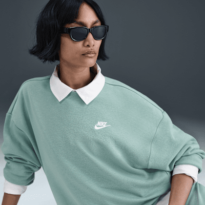 Nike Sportswear Club Fleece Women's Loose Crew-Neck Sweatshirt