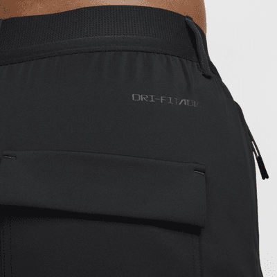 Nike A.P.S. Shorts versátiles de 15 cm Dri-FIT ADV para hombre