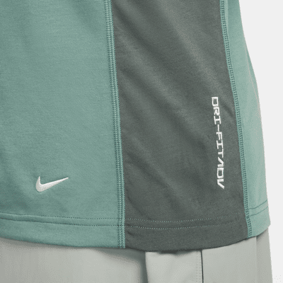 เสื้อแขนสั้นผู้ชาย Dri-FIT ADV UV Nike ACG "Goat Rocks"