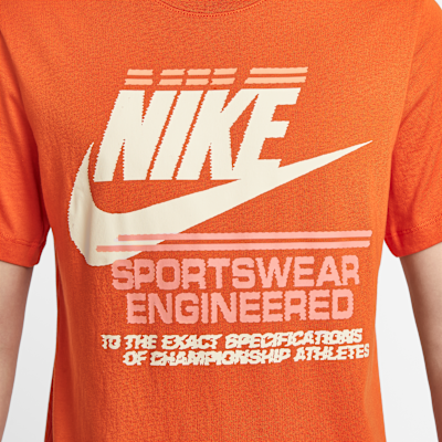 Nike Sportswear Men's T-Shirt