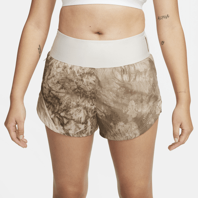 Shorts da running Repel a vita media con slip foderati 8 cm Nike Trail – Donna