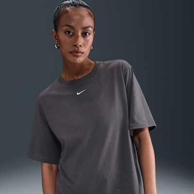 Nike Sportswear Essential