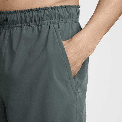 Nike Unlimited multifunctionele niet-gevoerde herenshorts met Dri-FIT (18 cm)