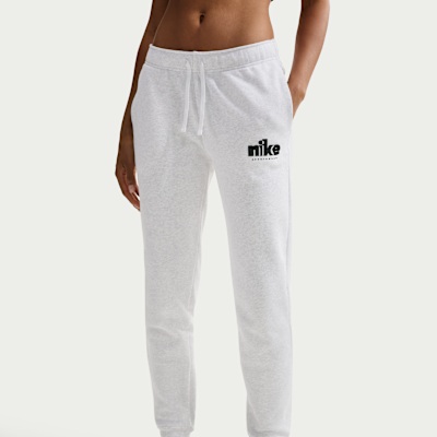 Nike Sportswear Club Fleece Grafikli Normal Belli Kadın Eşofman Altı görsel 2