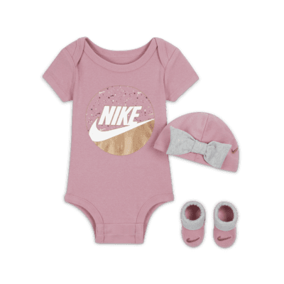 Nike Baby Bib, Bodysuit and Hat Box Set 