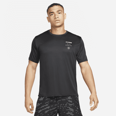 dood gaan Pamflet sleuf Nike Dri-FIT UV Run Division Miler Men's Graphic Short-Sleeve Top. Nike NL