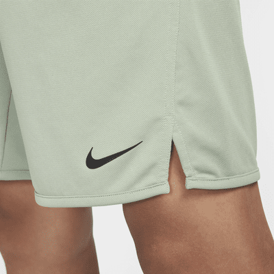 กางเกงขาสั้น 9 นิ้วไม่มีซับในผู้ชาย Nike Dri-FIT Totality