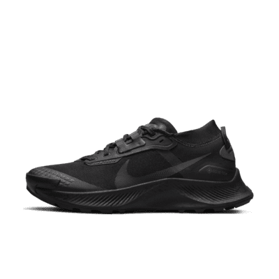 nike pegasus trail shield