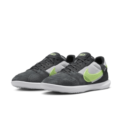 Nike Streetgato Low-Top Soccer Shoes