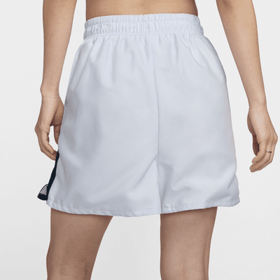 Nike Sportswear Pantalón corto de tejido Woven - Mujer