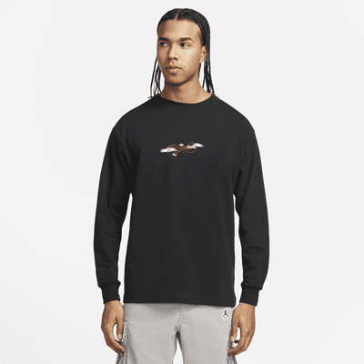 85 Long-Sleeve T-Shirt. Nike CH