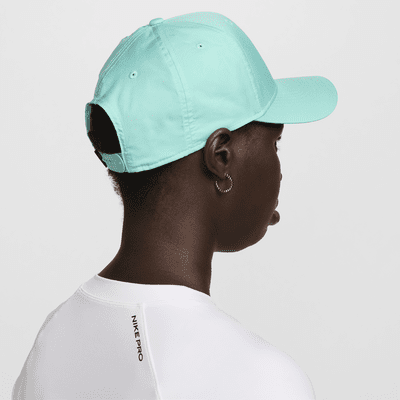 Gorra estructurada con cierre a presión Nike Dri-FIT Rise