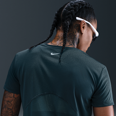 Playera de running de manga corta para mujer Nike Miler
