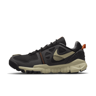 sneakers for hiking nike