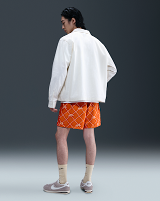 Nike Sportswear Club