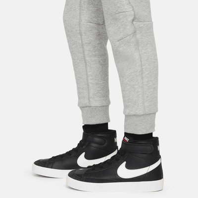 Nike Sportswear Tech Fleece hosszú cipzáras, kapucnis pulóveres szett kisebb gyerekeknek