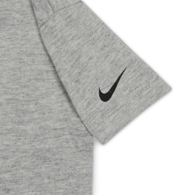 Conjunto de playera de dos piezas Nike Dri-FIT Fly Crossover para bebé ...