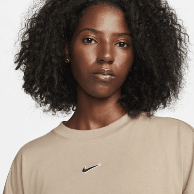 Nike Sportswear Women's Long-Sleeve T-Shirt. Nike UK