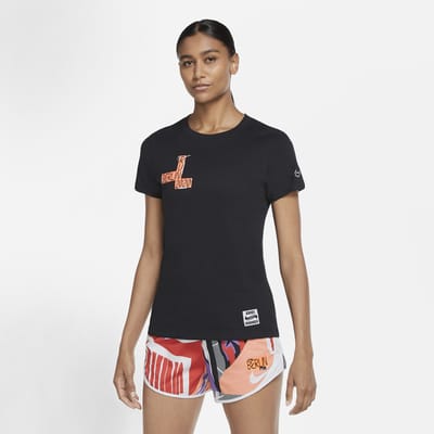 nike fitted shirt women's