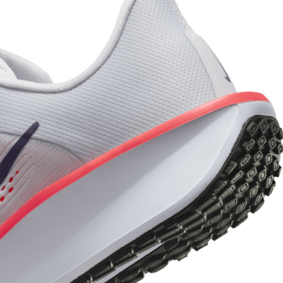 Tenis de correr en pavimento para mujer Nike Quest 6