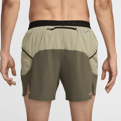 Shorts de correr Dri-FIT de 13 cm con forro de ropa interior para hombre Nike Trail Second Sunrise