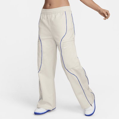 Nike Sportswear Pantalón de tejido Woven y talle alto - Mujer