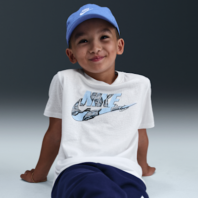 Playera Unwrapped Futura para niños talla pequeña Nike