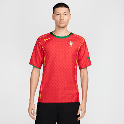 Jersey de fútbol Nike Replica para hombre Portugal 2004 Reissue