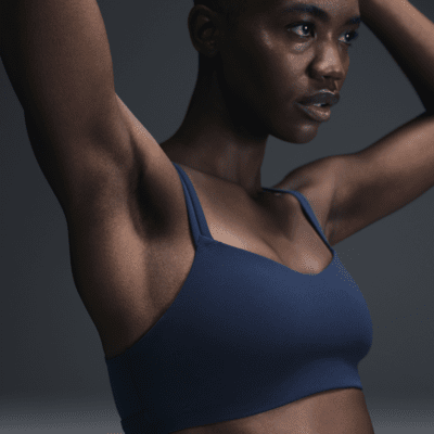 Bra deportivo de baja sujeción con almohadilla para mujer Nike Zenvy Strappy