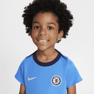 Haut de foot à manches courtes Nike Dri-FIT Chelsea FC Academy Pro pour enfant