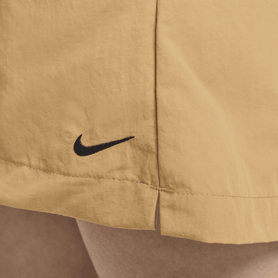 Shorts de tiro medio de 13 cm para mujer Nike Sportswear Everything Wovens